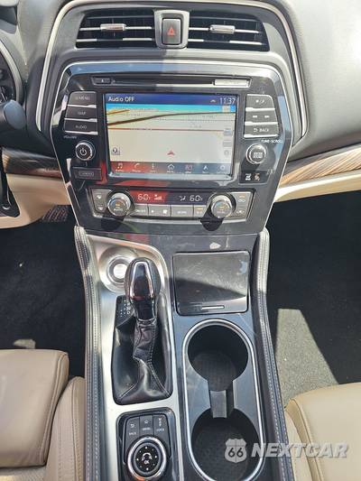 2017 Nissan Maxima Platinum - zdjęcie 11 z 26 - miniatura