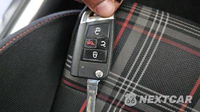 2016 Volkswagen Golf GTI S Hatchback - zdjęcie 21 z 39 - miniatura