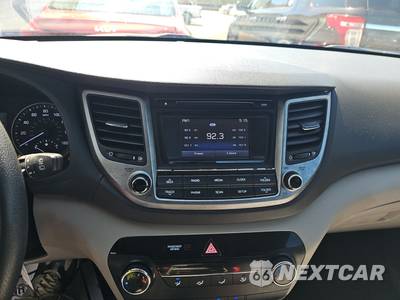 2018 Hyundai Tucson SE - zdjęcie 11 z 30 - miniatura