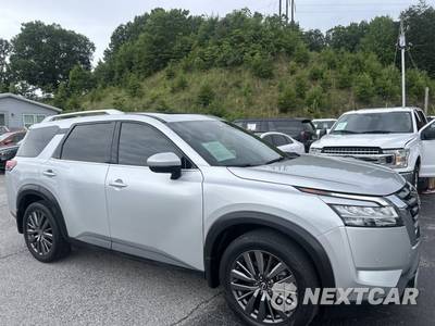 2022 Nissan Pathfinder SL - zdjęcie 8 z 49 - miniatura