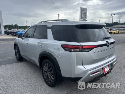 2022 Nissan Pathfinder SL - zdjęcie 4 z 49 - miniatura