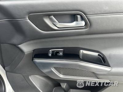 2022 Nissan Pathfinder SL - zdjęcie 46 z 49 - miniatura