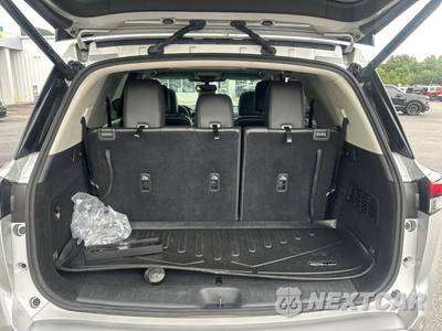 2022 Nissan Pathfinder SL - zdjęcie 40 z 49 - miniatura