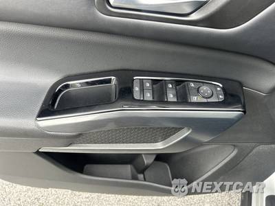 2022 Nissan Pathfinder SL - zdjęcie 14 z 49 - miniatura