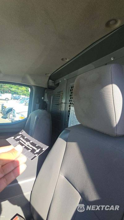 2020 Nissan NV2500 HD Cargo SV Standard Roof 146.1" WB - zdjęcie 30 z 31 - miniatura