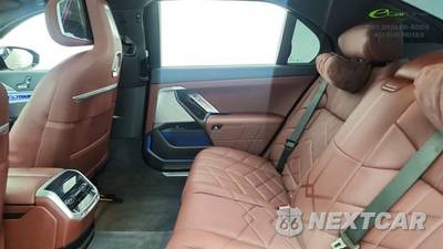 2025 BMW i7 eDrive50 M SPORT LINE - zdjęcie 29 z 50 - miniatura