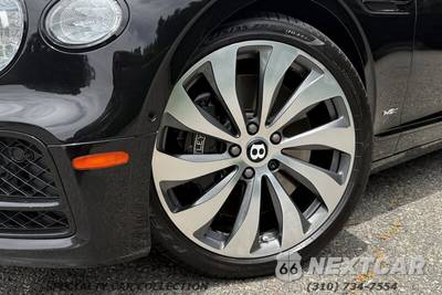 2020 Bentley Flying Spur W12 - zdjęcie 13 z 26 - miniatura