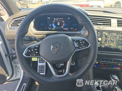 2022 Volkswagen Tiguan SE R-Line Black - zdjęcie 10 z 26 - miniatura
