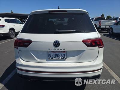 2022 Volkswagen Tiguan SE R-Line Black - zdjęcie 5 z 26 - miniatura
