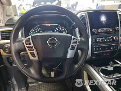 2020 Nissan TITAN SL Crew Cab Short Bed - zdjęcie 10 z 24 - miniatura