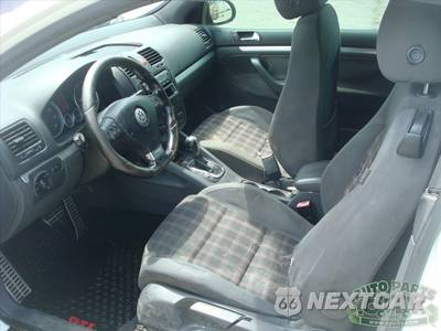 2009 Volkswagen GTI - zdjęcie 15 z 91 - miniatura