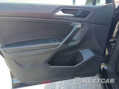 2021 Volkswagen Tiguan SE - zdjęcie 9 z 29 - miniatura