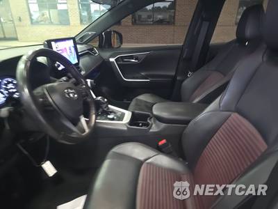 2023 Toyota RAV4 Prime XSE - zdjęcie 7 z 18 - miniatura