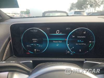 2021 Mercedes-Benz GLB 250 - zdjęcie 12 z 18 - miniatura