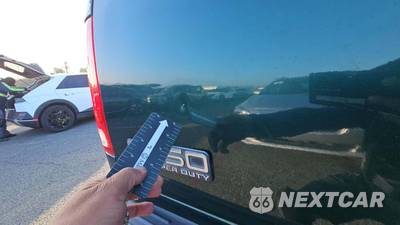 2002 Ford Super Duty F-350 XL Crew Cab Long Bed - zdjęcie 34 z 55 - miniatura