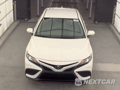 2024 Toyota Camry SE - zdjęcie 2 z 27 - miniatura