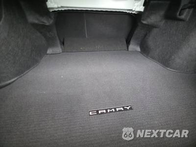 2024 Toyota Camry SE - zdjęcie 23 z 27 - miniatura