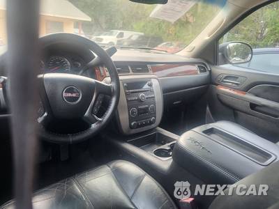 2014 GMC Yukon XL SLT 4SA - zdjęcie 53 z 75 - miniatura