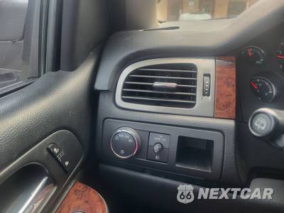 2014 GMC Yukon XL SLT 4SA - zdjęcie 66 z 75 - miniatura