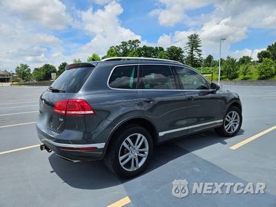 2016 Volkswagen Touareg TDI Lux - zdjęcie 8 z 25 - miniatura