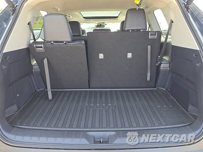 2026 Toyota Grand Highlander Limited - zdjęcie 17 z 22 - miniatura