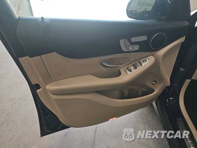 2018 Mercedes-Benz GLC 300 - zdjęcie 9 z 26 - miniatura