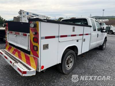 2011 Ford Super Duty F-250 XL Extended Cab Long Bed w/Rear Doors - zdjęcie 2 z 11 - miniatura