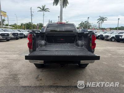 2019 Toyota Tundra Limited Extended Cab Medium Bed - zdjęcie 5 z 18 - miniatura