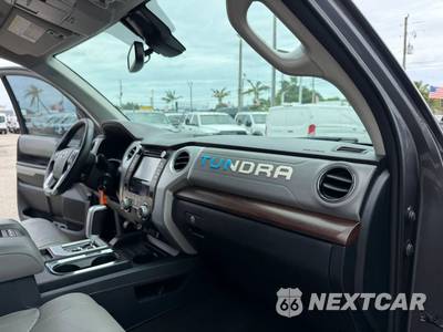 2019 Toyota Tundra Limited Extended Cab Medium Bed - zdjęcie 16 z 18 - miniatura