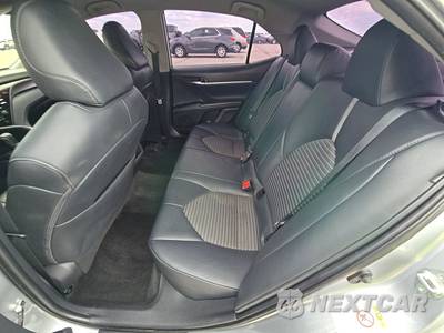 2019 Toyota Camry SE - zdjęcie 13 z 41 - miniatura