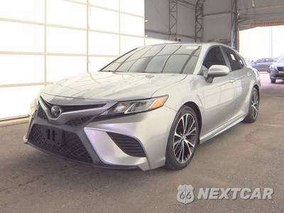2019 Toyota Camry SE - zdjęcie 1 z 41 - miniatura