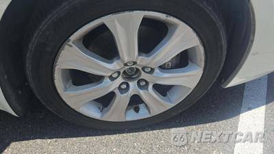 2010 Acura RL w/Technology Pkg - zdjęcie 22 z 33 - miniatura