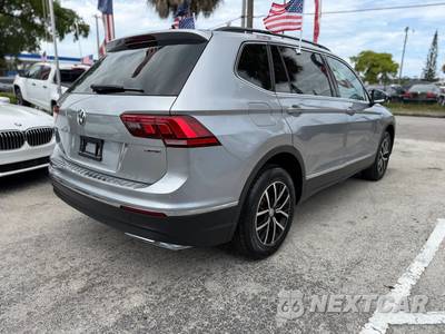2021 Volkswagen Tiguan SE - zdjęcie 8 z 42 - miniatura