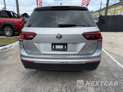 2021 Volkswagen Tiguan SE - zdjęcie 10 z 42 - miniatura