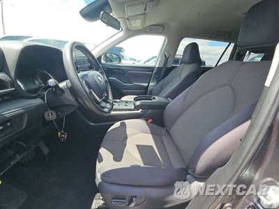 2023 Toyota Highlander L - zdjęcie 7 z 24 - miniatura