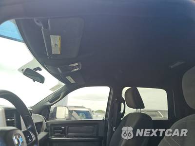 2022 Ram 2500 Tradesman Crew Cab Long Bed - zdjęcie 18 z 22 - miniatura