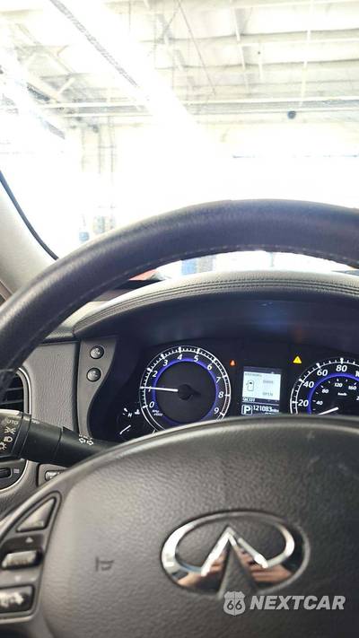 2016 INFINITI QX50 - zdjęcie 31 z 39 - miniatura