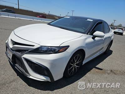 2022 Toyota Camry SE - zdjęcie 1 z 74 - miniatura