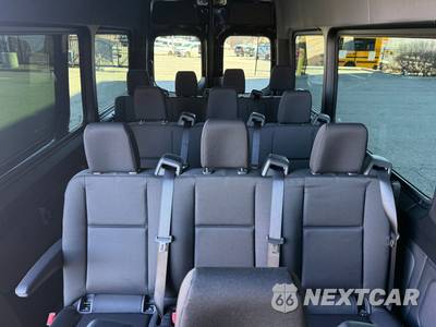 2026 Mercedes-Benz Sprinter 2500 Passenger Van 170.0" WB - zdjęcie 21 z 38 - miniatura