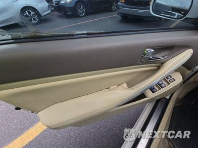 2005 INFINITI G35 Sedan x - zdjęcie 9 z 45 - miniatura