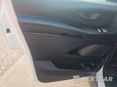 2023 Mercedes-Benz Metris Passenger Van 126.0" WB - zdjęcie 9 z 30 - miniatura