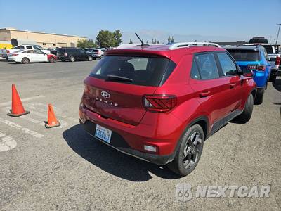 2025 Hyundai Venue SEL - zdjęcie 4 z 29 - miniatura