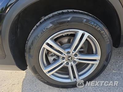 2021 Mercedes-Benz GLC 300 4MATIC - zdjęcie 10 z 21 - miniatura