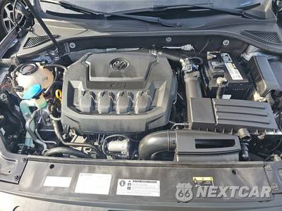 2018 Volkswagen Passat 2.0T R-Line - zdjęcie 15 z 21 - miniatura
