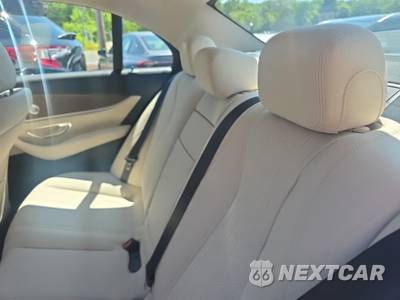 2020 Mercedes-Benz E 350 4MATIC Sedan - zdjęcie 16 z 23 - miniatura