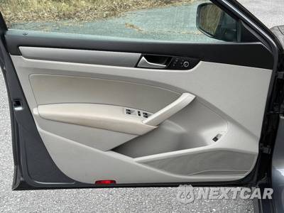 2015 Volkswagen Passat 1.8T Limited Edition - zdjęcie 26 z 32 - miniatura