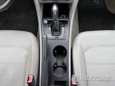 2015 Volkswagen Passat 1.8T Limited Edition - zdjęcie 15 z 32 - miniatura