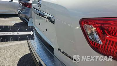2017 Nissan Pathfinder Platinum - zdjęcie 22 z 23 - miniatura