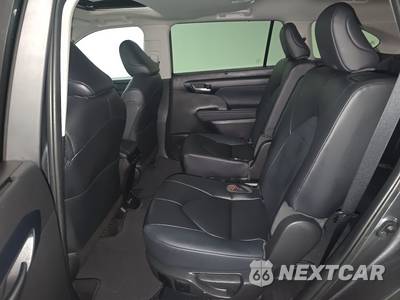 2023 Toyota Highlander Hybrid XLE - zdjęcie 13 z 23 - miniatura