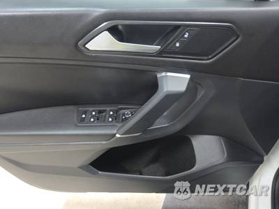 2018 Volkswagen Tiguan SE - zdjęcie 9 z 21 - miniatura